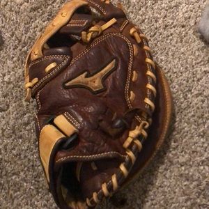 Softball Catchers Mitt